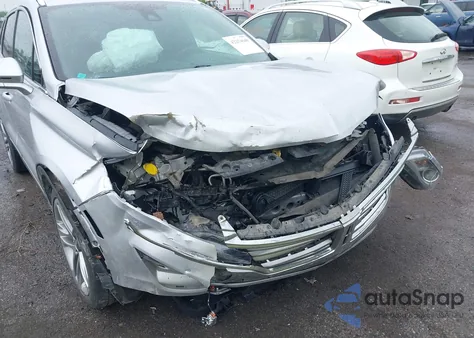 2017 Lincoln Mkc Reserve z USA, uszkodzony, nr VIN 5LMCJ3D90HUL70673